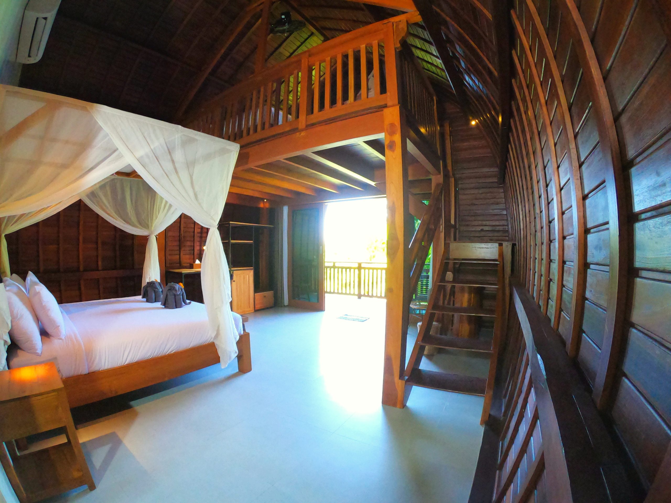 6-FamilyBungalow-scaled
